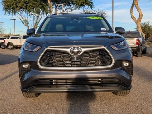 Used 2023 Toyota Highlander L image 9