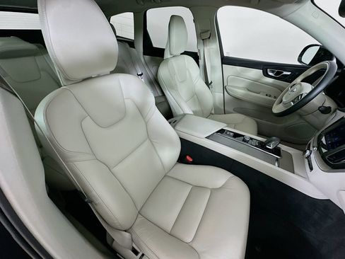 Used 2023 Volvo XC60 B5 Plus w/ Climate Package AWD/4WD image 43