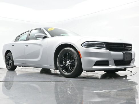 Used 2021 Dodge Charger SXT w/ Leather Interior Group image 45