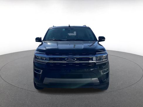 Used 2024 Ford Expedition Limited image 4