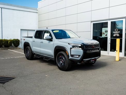New 2025 Nissan Frontier PRO-4X image 26