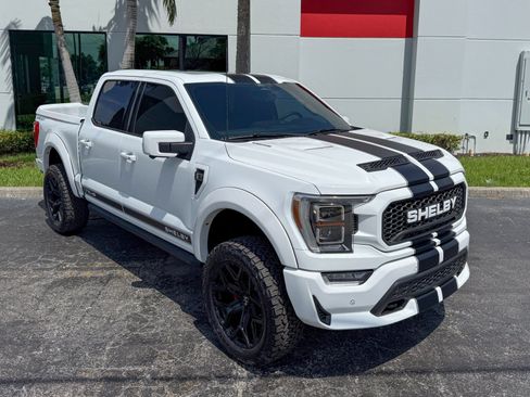 Used 2022 Ford F150 Lariat w/ Equipment Group 502A High AWD/4WD image 6