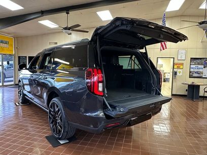 New 2026 Ford Expedition Max Platinum w/ Stealth Performance Package