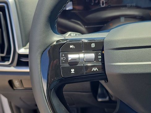 New 2026 Kia Sorento LX FWD image 28