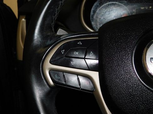 Used 2016 Jeep Cherokee 75th Anniversary image 27