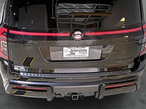 Used 2025 Nissan Armada PRO-4X AWD/4WD image 11
