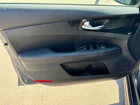 Used 2023 Kia Forte GT FWD image 12