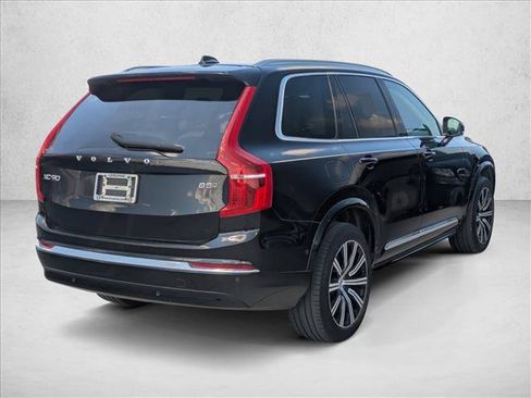 Used 2024 Volvo XC90 B5 Plus AWD/4WD image 5