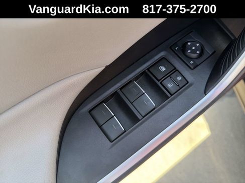 Used 2024 Toyota RAV4 XLE w/ Convenience Package AWD/4WD image 17