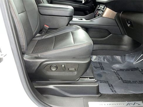 Used 2021 Chevrolet Tahoe High Country image 20