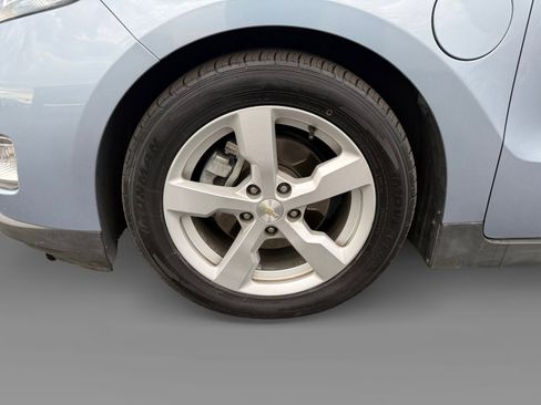 Used 2013 Chevrolet Volt Premium w/ Premium Trim Package image 9