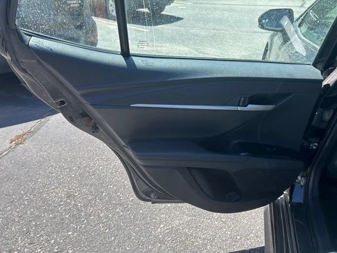 Used 2025 Toyota Camry SE FWD image 8