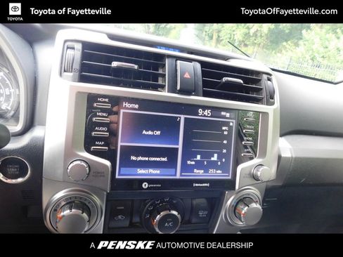 Used 2021 Toyota 4Runner SR5 AWD/4WD image 6