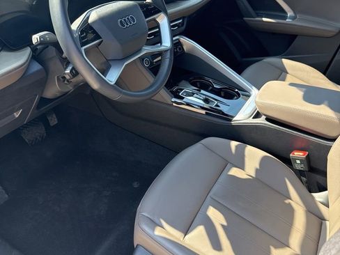 Used 2025 Audi Q5 Premium w/ Convenience Package AWD/4WD image 16