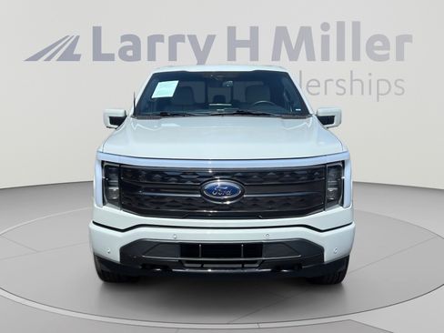 Used 2023 Ford F150 Lightning Platinum AWD/4WD image 8