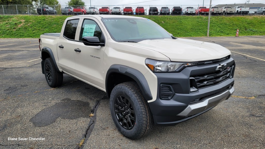 New 2026 Chevrolet Colorado Trail Boss AWD/4WD image 16