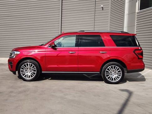 Used 2022 Ford Expedition Limited image 5
