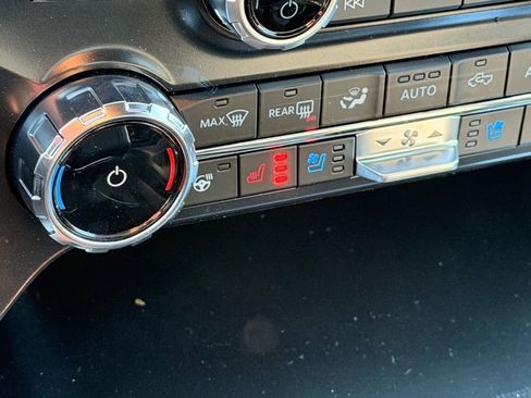 New 2025 Ford F150 Lariat w/ Equipment Group 502A High image 15