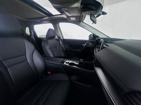 New 2026 Nissan Rogue SV image 24