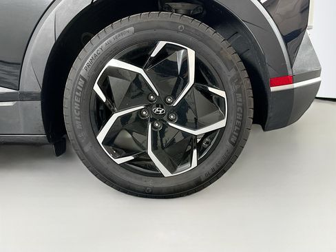 Used 2024 Hyundai Ioniq 5 SEL RWD image 11