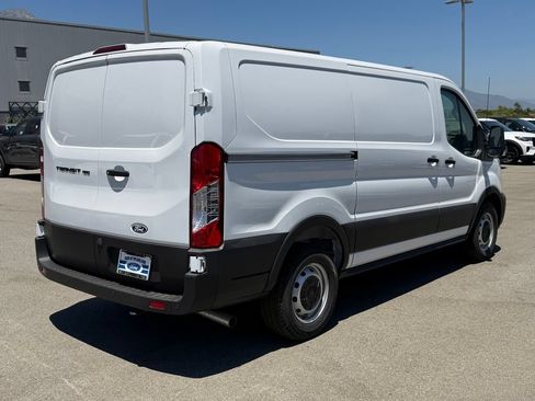 New 2026 Ford Transit 150 Low Roof w/ Load Area Protection Package RWD image 8