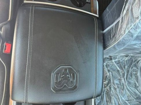 Used 2023 RAM 2500 Laramie AWD/4WD image 30