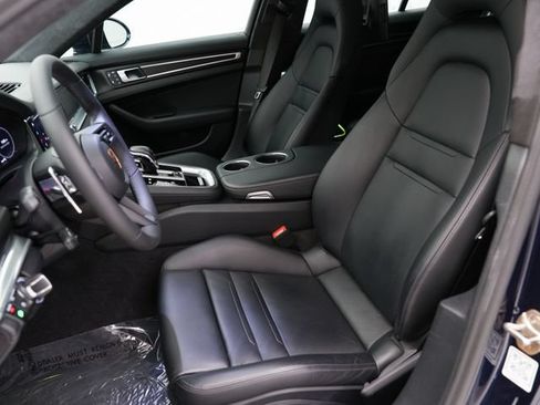 Certified 2023 Porsche Panamera GTS AWD/4WD image 6