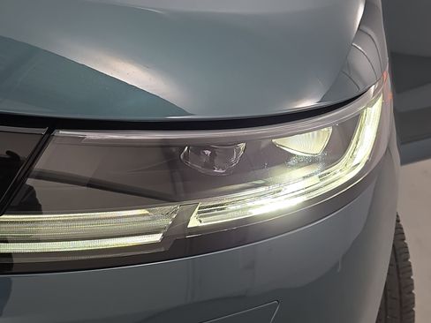 Certified 2023 Land Rover Range Rover Sport SE Dynamic image 32