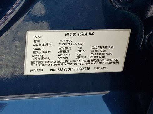 Used 2023 Tesla Model Y Performance AWD/4WD image 27