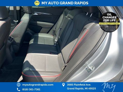 Used 2023 Buick Envision Essence w/ Sport Touring Package AWD/4WD image 29