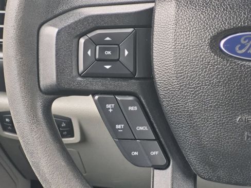 Used 2016 Ford F150 XL w/ Equipment Group 101A Mid AWD/4WD image 23