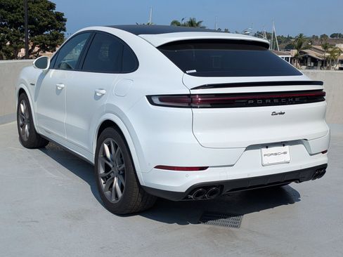 New 2025 Porsche Cayenne Turbo AWD/4WD image 3