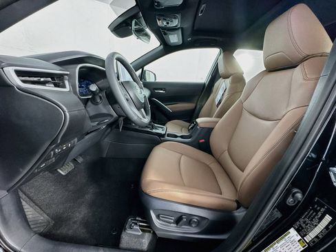 New 2026 Toyota Corolla Cross XLE FWD image 34