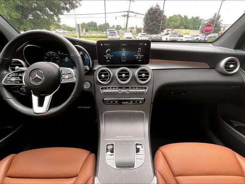 Used 2023 Mercedes-Benz GLC 300 4MATIC Coupe image 15