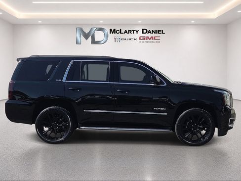 Certified 2019 GMC Yukon SLE w/ HD Trailering Package AWD/4WD image 15
