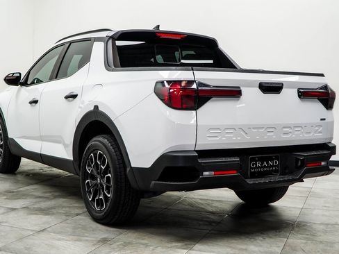 Used 2024 Hyundai Santa Cruz SEL w/ Activity Package image 11