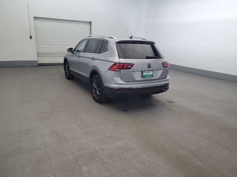 Used 2022 Volkswagen Tiguan SE AWD/4WD image 5