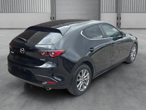 Used 2022 MAZDA MAZDA3 s image 34