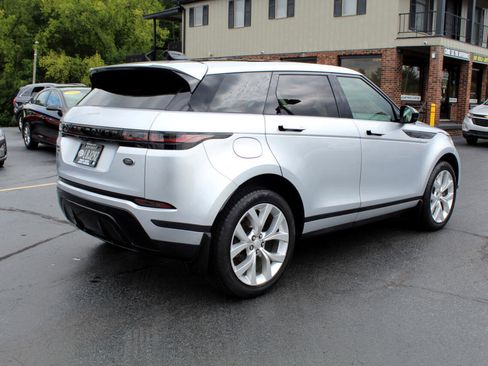 Used 2020 Land Rover Range Rover Evoque SE image 5