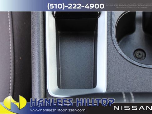Used 2025 Nissan Altima 2.5 SV FWD image 19