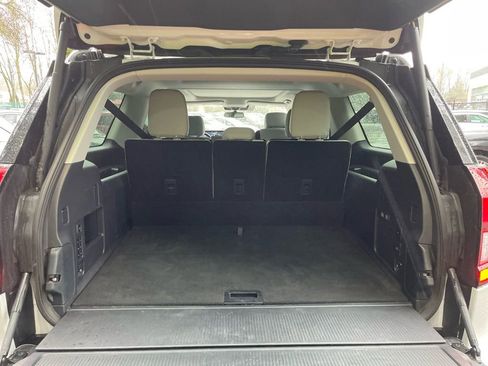 Used 2025 Ford Expedition Max Platinum image 19