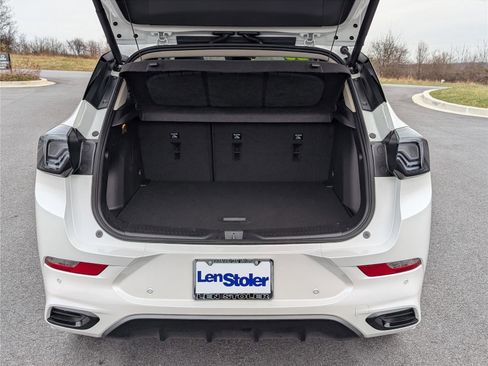 Used 2025 Buick Encore GX Avenir w/ Avenir Technology Package image 14