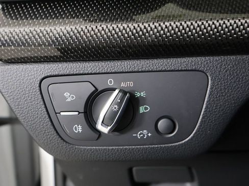 Used 2024 Audi SQ5 Premium Plus w/ Premium Plus Package image 28