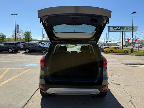 Used 2019 Ford Escape SEL AWD/4WD image 13