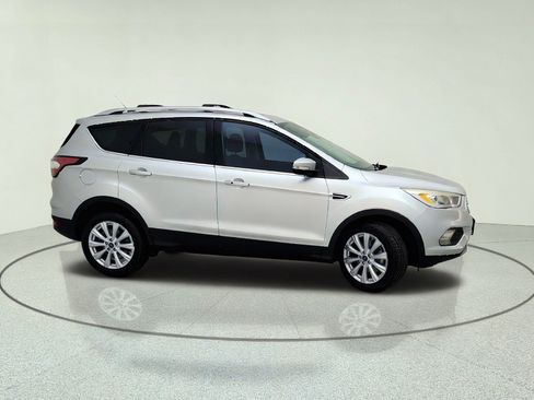 Used 2017 Ford Escape Titanium FWD image 6