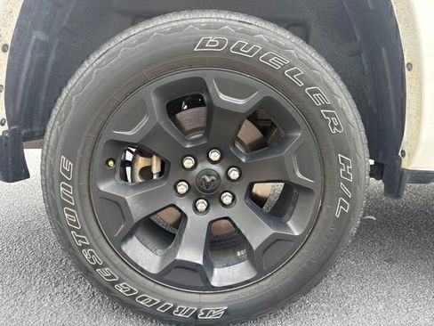 Used 2025 RAM 1500 Big Horn AWD/4WD image 6