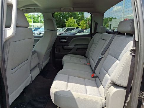 Used 2018 Chevrolet Silverado 1500 Custom w/ Custom Value Package AWD/4WD image 11