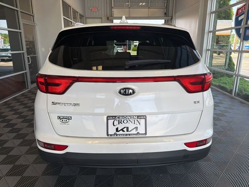 Used 2018 Kia Sportage EX AWD/4WD image 5