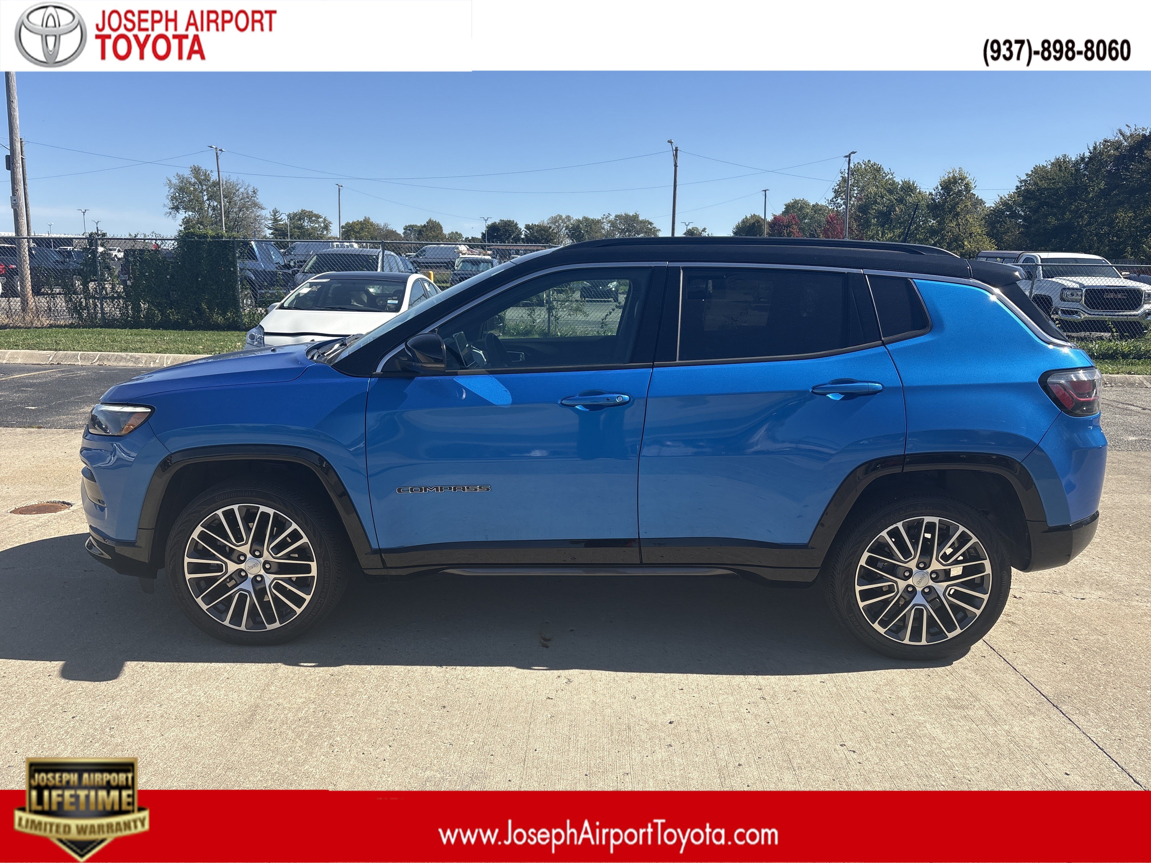 Used 2024 Jeep Compass Limited w/ Elite Group AWD/4WD image 1