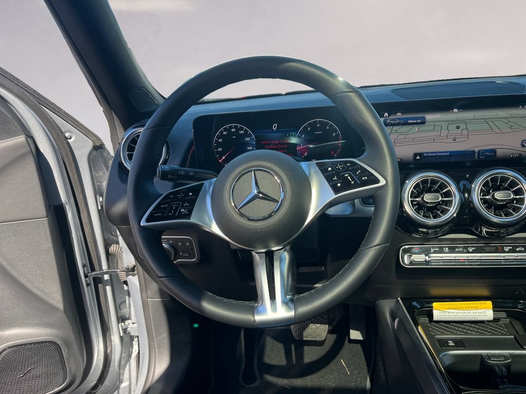 Used 2026 Mercedes-Benz GLB 250 4MATIC image 12